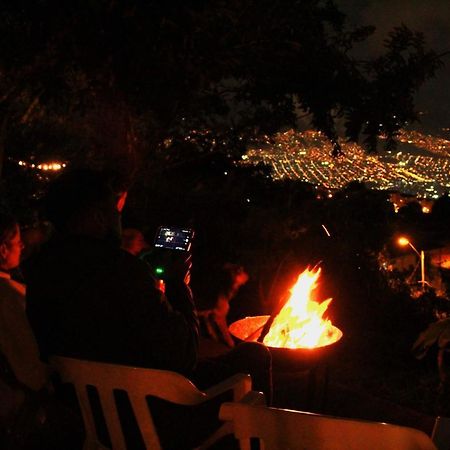 Eco Hostal Casa La Juana Bed and Breakfast Medellín Exteriör bild