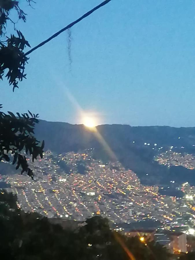 Eco Hostal Casa La Juana Bed and Breakfast Medellín Exteriör bild