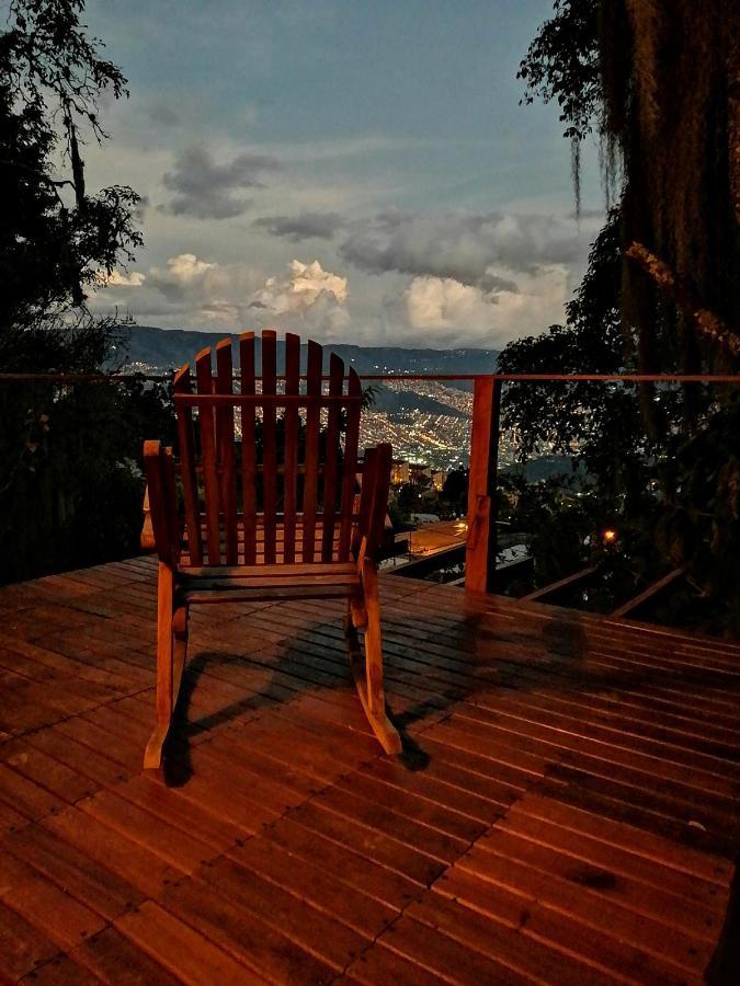 Eco Hostal Casa La Juana Bed and Breakfast Medellín Exteriör bild